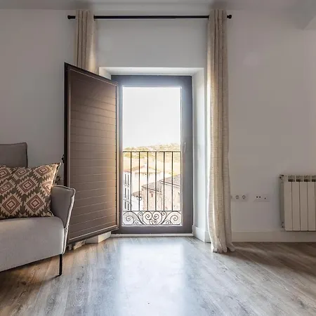 Apartamentos El Patio Plaza Santa Clara Caces Zewnętrze zdjęcie
