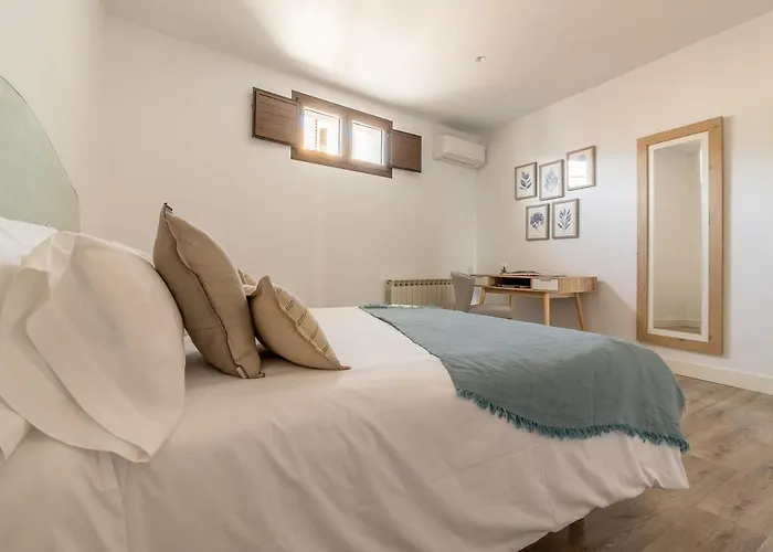 Apartamentos El Patio Plaza Santa Clara Caceres