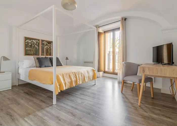Apartamentos El Patio Plaza Santa Clara Caceres